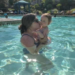 Meet your Posher, Catie